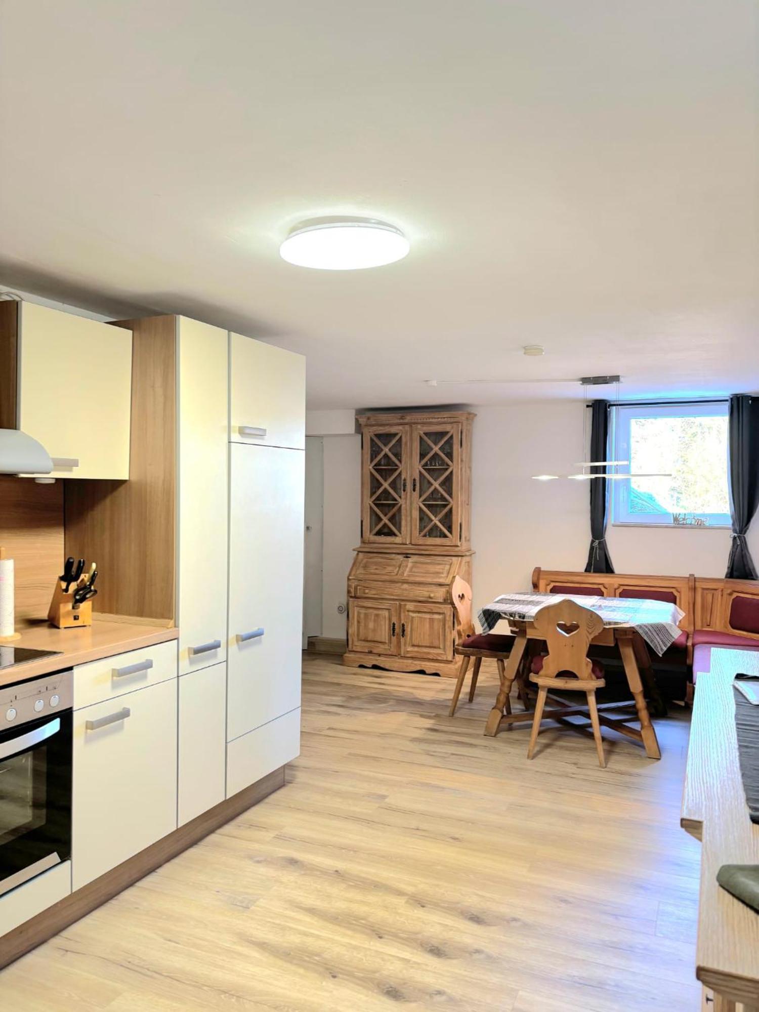 Ferienwohnung Haus Zum Talblick Solnhofen Exterior foto